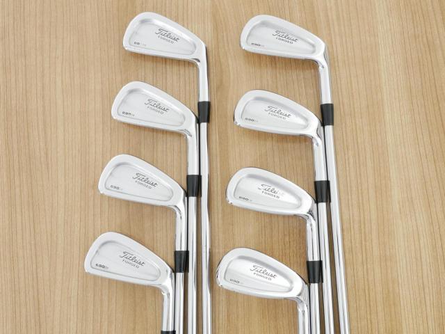 Iron set : Titleist : ชุดเหล็ก Titleist 690CB Forged มีเหล็ก 3-Pw (8 ชิ้น) ก้านเหล็ก Dynamic Gold R300