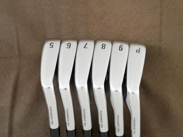 Iron set : Callaway : ชุดเหล็ก Callaway APEX Pro Forged (ออกปี 2024) มีเหล็ก 5-Pw (6 ชิ้น) ก้านเหล็ก Dynamic Gold 115 MID S200