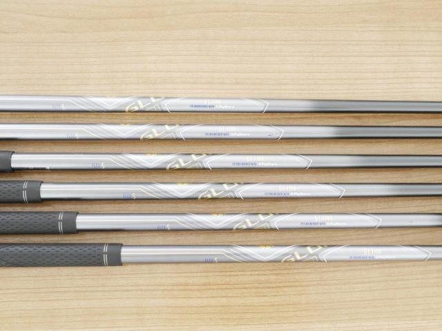Iron set : Taylormade : ชุดเหล็ก Taylormade Gloire F Forged (รุ่นท๊อปสุด Japan Spec.) มีเหล็ก 5-Pw (6 ชิ้น) ก้านกราไฟต์ Flex S