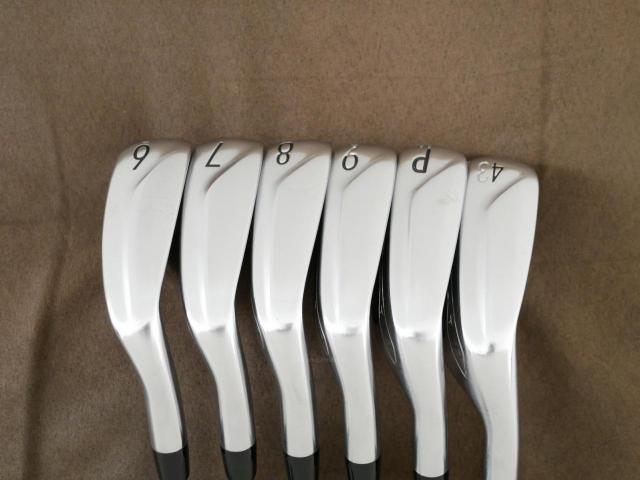 Iron set : Titleist : ชุดเหล็ก Titleist T400 (ตีง่ายที่สุด ไกลที่สุด ออกปี 2020) มีเหล็ก 6-Pw,43 (6 ชิ้น) ก้านเหล็ก NS Pro Zelos 7 Flex S