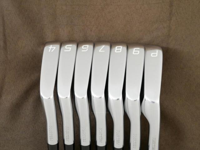 Iron set : Fourteen : ชุดเหล็ก Fourteen TC-770 Forged (นุ่มมากๆ) มีเหล็ก 4-Pw (7 ชิ้น) ก้านเหล็ก NS Pro 950 Flex S