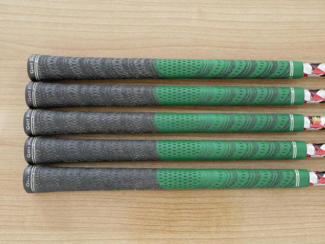 Iron set : Callaway : ชุดเหล็ก Callaway RAZR X Black มีเหล็ก 6-Pw (5 ชิ้น) ก้านกราไฟต์ Flex SR