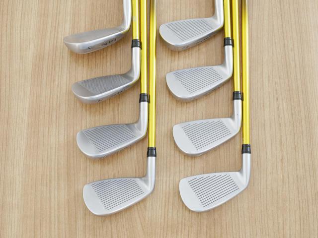 Iron set : Honma : **ก้าน 4 ดาว มีตำหนิ** Honma Beres MG703 (หน้าเด้ง) มีเหล็ก 5-10,Aw,Sw (8 ชิ้น) ก้าน ARMRQ UD54 Flex R (4 ดาว)