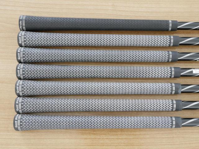 Iron set : Titleist : ชุดเหล็ก Titleist AP1 718 (ออกปี 2018) มีเหล็ก 5-Pw,48 (7 ชิ้น) ก้านกราไฟต์ Fujikura MCI 60 Flex R