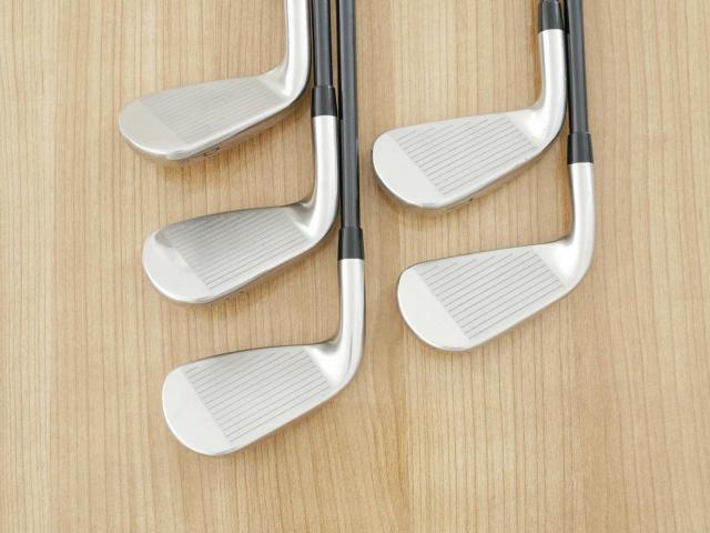 Iron set : Titleist : ชุดเหล็ก Titleist T300 (ออกปี 2019) มีเหล็ก 6-Pw (5 ชิ้น) ก้านกราไฟต์ Fujikura MCI 70 Flex S