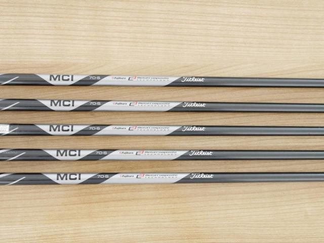 Iron set : Titleist : ชุดเหล็ก Titleist T300 (ออกปี 2019) มีเหล็ก 6-Pw (5 ชิ้น) ก้านกราไฟต์ Fujikura MCI 70 Flex S