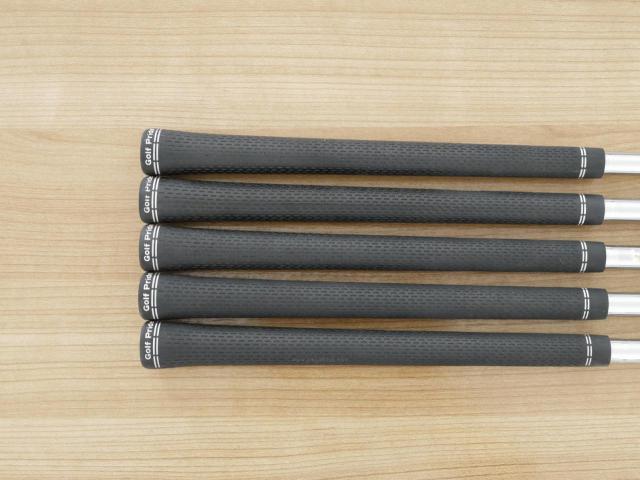 Iron set : Titleist : ชุดเหล็ก Titleist T200 Forged (รุ่นปี 2022 Japan Spec) มีเหล็ก 6-Pw (5 ชิ้น) ก้านเหล็ก NS Pro Modus 115 Flex S