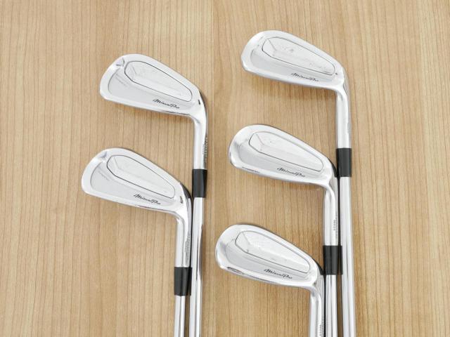 Iron set : Mizuno : ชุดเหล็ก Mizuno Pro 520 Forged (ปี 2021 นุ่มมาก) มีเหล็ก 6-Pw (5 ชิ้น) ก้านเหล็ก Dynamic Gold 105 S200