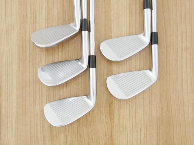 Iron set : Mizuno : ชุดเหล็ก Mizuno Pro 520 Forged (ปี 2021 นุ่มมาก) มีเหล็ก 6-Pw (5 ชิ้น) ก้านเหล็ก Dynamic Gold 105 S200