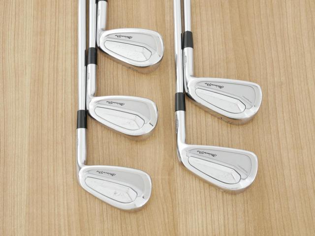 Iron set : Mizuno : ชุดเหล็ก Mizuno Pro 520 Forged (ปี 2021 นุ่มมาก) มีเหล็ก 6-Pw (5 ชิ้น) ก้านเหล็ก Dynamic Gold 105 S200