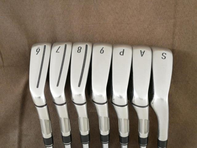 Iron set : Taylormade : ชุดเหล็ก Taylormade Stealth (ออกปี 2022 Japan Spec.) มีเหล็ก 6-Pw,Aw,Sw (7 ชิ้น) ก้านเหล็ก KBS Max MT 85 Flex S