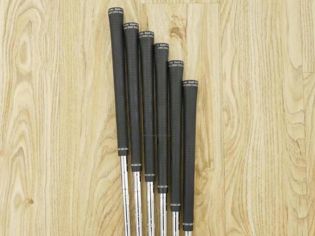 Iron set : Titleist : ชุดเหล็ก Titleist AP1 716 (ออกปี 2016) มีเหล็ก 5-Pw (6 ชิ้น) ก้านเหล็ก NS Pro 950 Flex R