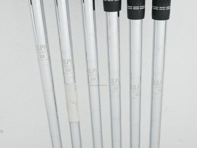 Iron set : Titleist : ชุดเหล็ก Titleist AP1 716 (ออกปี 2016) มีเหล็ก 5-Pw (6 ชิ้น) ก้านเหล็ก NS Pro 950 Flex R
