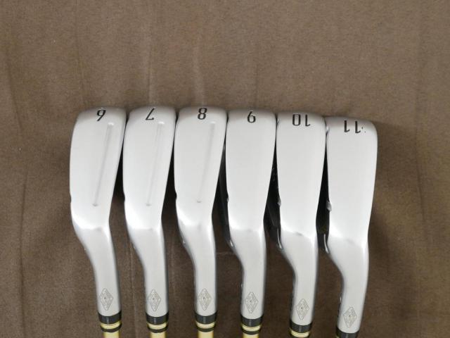 Iron set : Honma : ชุดเหล็ก Honma Beres 2020 Forged (ออกปี 2020) มีเหล็ก 6-11 (6 ชิ้น เทียบเท่า 5-Pw) ก้าน ARMRQ (47) Flex R (2 ดาว)