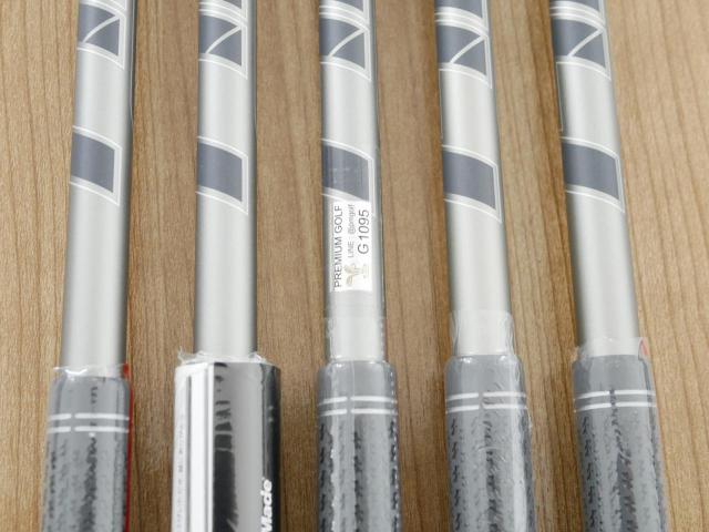 Iron set : Taylormade : **ของใหม่ ยังไม่แกะพลาสติก** ชุดเหล็ก Taylormade Qi MAX Lite (รุ่นล่าสุด ออกปี 2024 Japan Spec.) มีเหล็ก 6-Pw (5 ชิ้น) ก้านกราไฟต์ Fujikura Air Speeder Flex R