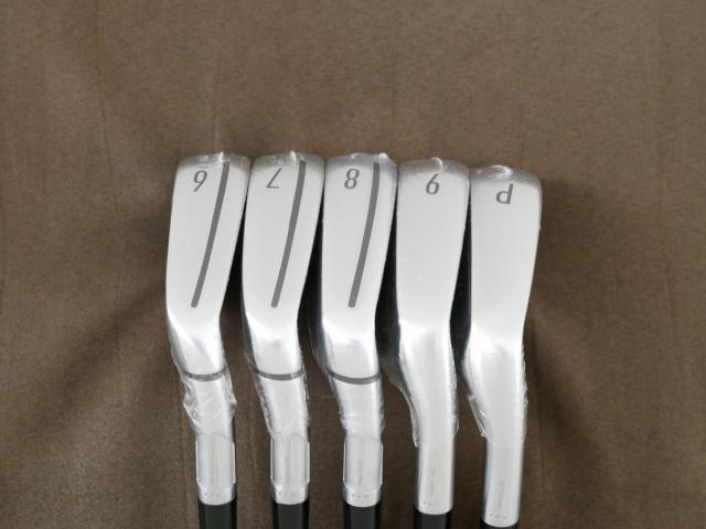 Iron set : Taylormade : **ของใหม่ ยังไม่แกะพลาสติก** ชุดเหล็ก Taylormade Qi MAX Lite (รุ่นล่าสุด ออกปี 2024 Japan Spec.) มีเหล็ก 6-Pw (5 ชิ้น) ก้านกราไฟต์ Fujikura Air Speeder Flex R