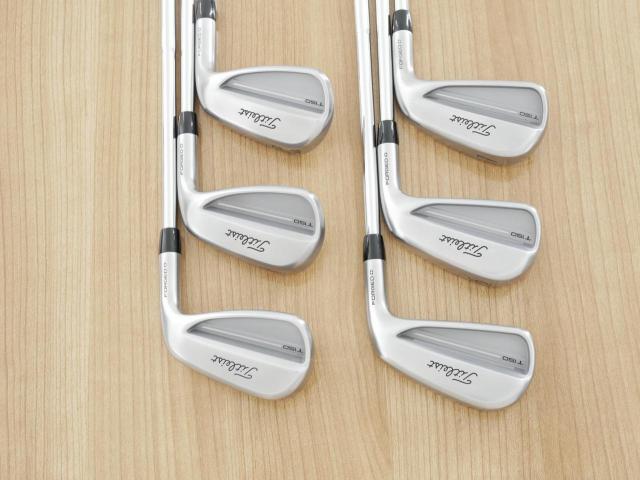 Iron set : Titleist : ชุดเหล็ก Titleist T150 Forged (รุ่นล่าสุด ออกปี 2025 นุ่ม แน่น คม) มีเหล็ก 5-Pw (6 ชิ้น) ก้านเหล็ก True Temper AMT Silver Flex S