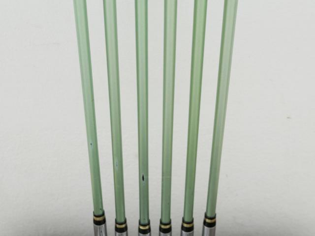 Iron set : Honma : ชุดเหล็ก Honma Beres IE-03 (ออกปี 2016 เหมาะกับซีเนียร์) มีเหล็ก 6-11 (6 ชิ้น) ก้าน ARMRQ 8 (45) Flex R (2 ดาว)