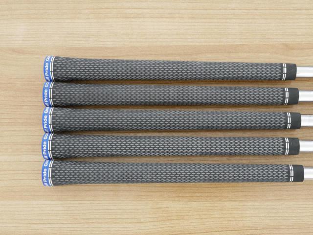 Iron set : Taylormade : ชุดเหล็ก Taylormade Qi (รุ่นล่าสุด ออกปี 2024 Japan Spec.) มีเหล็ก 6-Pw (5 ชิ้น) ก้านเหล็ก NS Pro 820GH Flex R