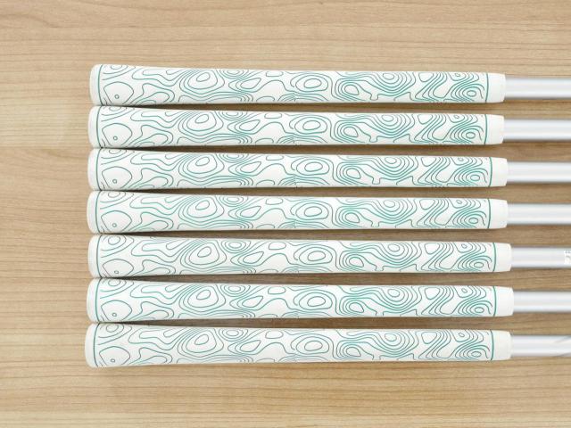 Iron set : Ping : **มีตำหนิ** ชุดเหล็ก Ping i210 (รุ่นปี 2019) มีเหล็ก 4-Pw (7 ชิ้น) ก้านกราไฟต์ Fujikura MCI 70 Flex R