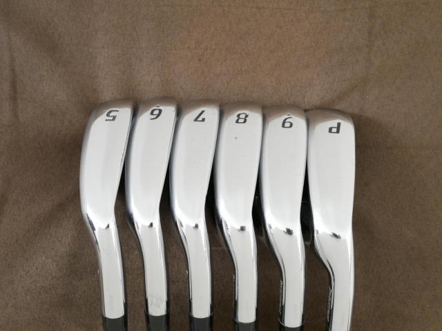 Iron set : Tourstage : ชุดเหล็ก Tourstage X-Blade GR (ใบใหญ่ ตีง่าย) มีเหล็ก 5-Pw (6 ชิ้น) ก้านเหล็ก NS Pro 950 NEO Flex S