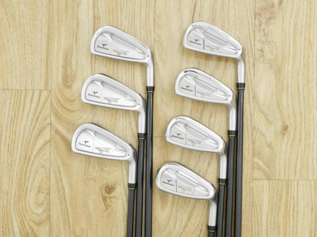 Iron set : Tourstage : ชุดเหล็ก Tourstage V300 III (Forged) มีเหล็ก 4-Pw (7 ชิ้น) ก้านกราไฟต์ Flex R