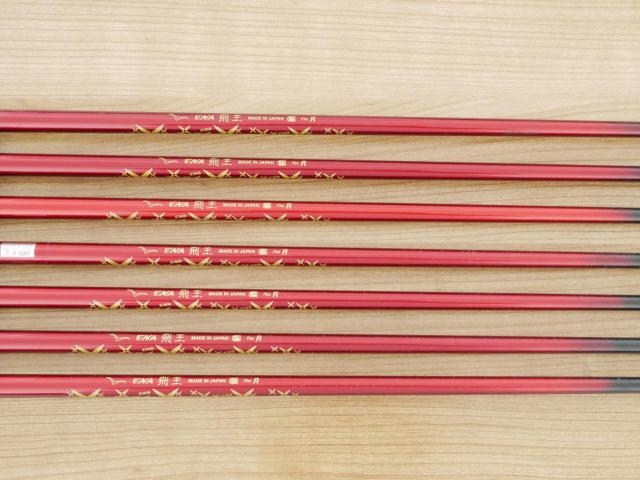 Iron set : Other Brand : ชุดเหล็ก ENA HIOU (เบามากๆ หน้าเด้ง เหมาะกับซีเนียร์) มีเหล็ก 5-Pw,Sw (7 ชิ้น) ก้านกราไฟต์ Flex R