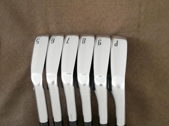 Iron set : Other Brand : ชุดเหล็ก Srixon Z-Forged II (รุ่นปี 2023) มีเหล็ก 5-Pw (6 ชิ้น) ก้านเหล็ก Dynamic Gold DST S200
