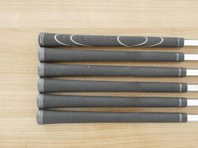 Iron set : Taylormade : ชุดเหล็ก Taylormade Gloire Forged (รุ่นท๊อปสุด Japan Spec.) มีเหล็ก 5-Pw (6 ชิ้น) ก้านเหล็ก Dynamic Gold S200