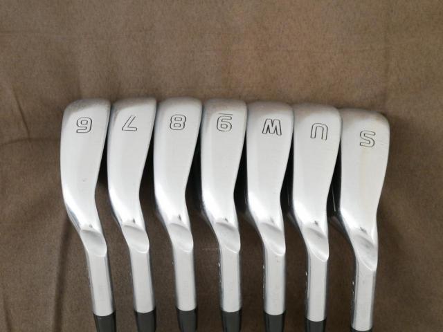 Iron set : Ping : ชุดเหล็ก Ping G700 (ปี 2019 Japan Spec. ใบใหญ่ ง่ายที่สุด ไกลที่สุดของ Ping) มีเหล็ก 6-Pw,Aw,Sw (7 ชิ้น) ก้านเหล็ก NS Pro 950 NEO Flex R
