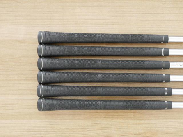 Iron set : Honma : ชุดเหล็ก Honma Tour World GS (ออกปี 2021 ใบใหญ่ ตีง่าย ไกล) มีเหล็ก 6-11 (6 ชิ้น) ก้านเหล็ก NS Pro 950 NEO Flex S