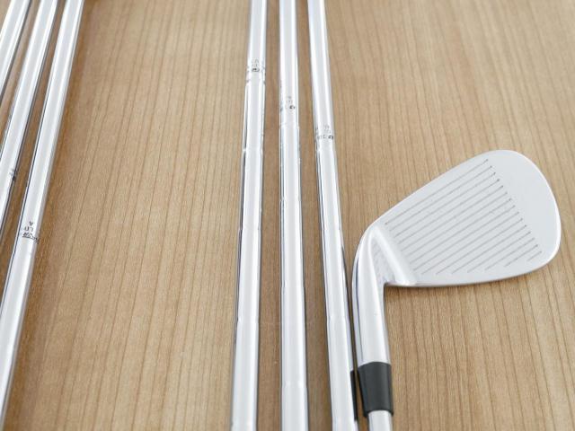 Iron set : Taylormade : ชุดเหล็ก Taylormade R11 มีเหล็ก 4-Pw (7 ชิ้น) ก้านเหล็ก Dynamic Gold S200