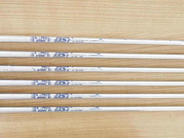 Iron set : XXIO : **มีตำหนิ** ชุดเหล็ก XXIO 12 (ออกปี 2022 ตีง่าย ไกลมาก) มีเหล็ก 6-Pw,Aw (6 ชิ้น) ก้านเหล็ก NS Pro 850 DST Flex R