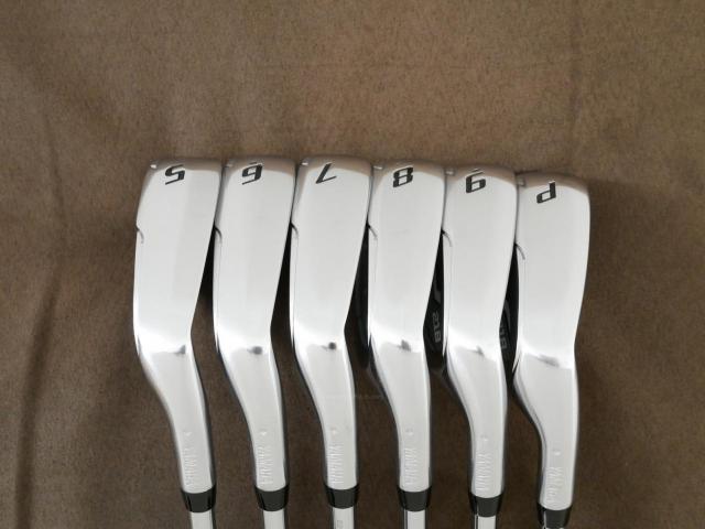 Iron set : Yamaha : ชุดเหล็ก Yamaha RMX 218 (ปี 2019 หน้าเด้ง ตีไกลมาก) มีเหล็ก 5-Pw (6 ชิ้น) ก้านเหล็ก NS Pro RMX 85 Flex R