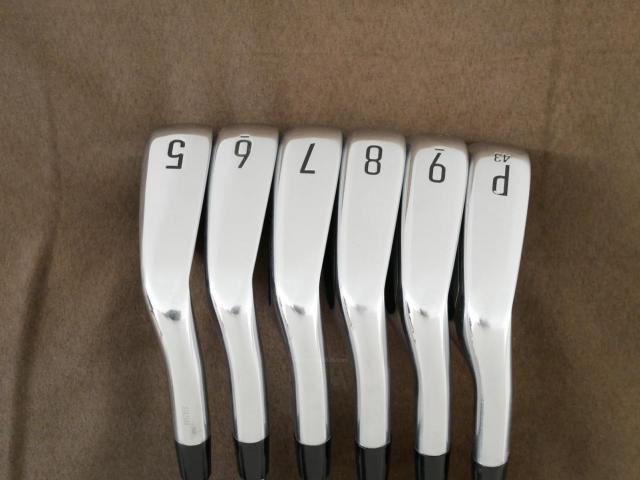 Iron set : Titleist : ชุดเหล็ก Titleist T300 (ปี 2022) มีเหล็ก 5-Pw (6 ชิ้น) ก้านเหล็ก NS Pro 880 AMC Flex R