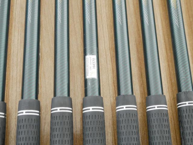 Iron set : Tourstage : **มีตำหนิ** ชุดเหล็ก Tourstage PHYZ (ซีรี่ย์ท๊อป ใบใหญ่ ตีง่าย ไกล) มีเหล็ก 5-Pw,Aw,Sw (8 ชิ้น) ก้านกราไฟต์ Flex R