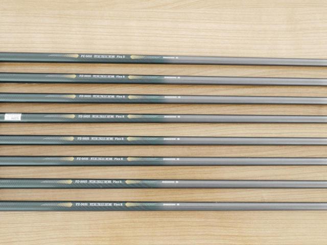 Iron set : Tourstage : **มีตำหนิ** ชุดเหล็ก Tourstage PHYZ (ซีรี่ย์ท๊อป ใบใหญ่ ตีง่าย ไกล) มีเหล็ก 5-Pw,Aw,Sw (8 ชิ้น) ก้านกราไฟต์ Flex R