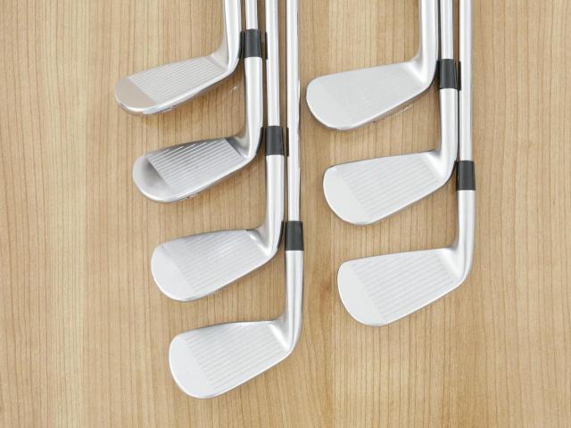 Iron set : Titleist : ชุดเหล็ก Titleist T100 Forged (รุ่นปี 2020) มีเหล็ก 5-Pw,50 (7 ชิ้น) ก้านเหล็ก AMT Tour White S200