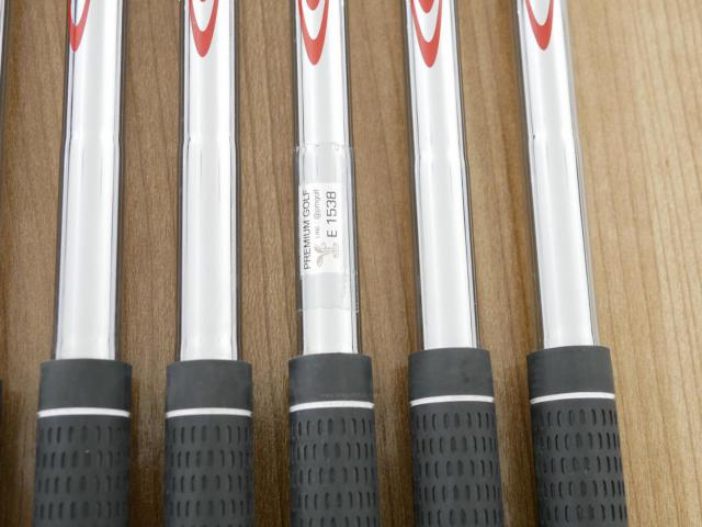 Iron set : Taylormade : ชุดเหล็ก Taylormade P770 Forged (ปี 2018 นุ่ม แน่น) มีเหล็ก 4-Pw (7 ชิ้น) ก้านเหล็ก NS Pro Modus 115 Flex S
