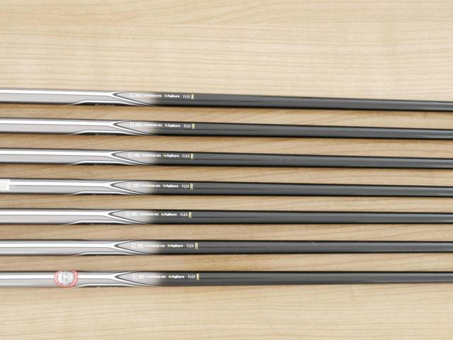 Iron set : Taylormade : ชุดเหล็ก Taylormade Gloire Forged (รุ่นท๊อปสุด Japan Spec.) มีเหล็ก 5-Pw,Aw (7 ชิ้น) ก้านกราไฟต์ Flex R