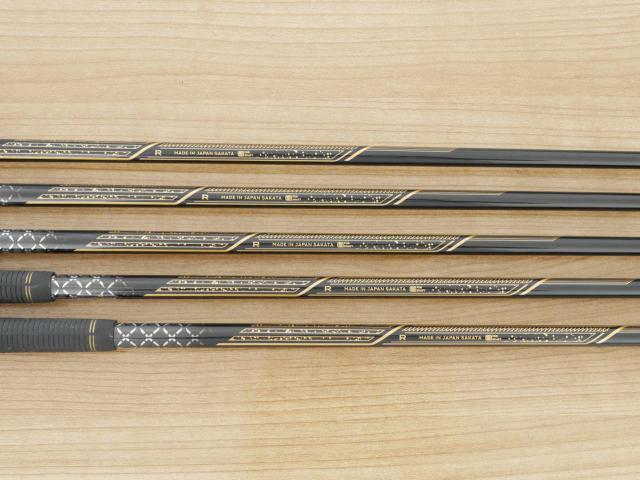 Iron set : Honma : ชุดเหล็ก Honma Beres 09 Forged Black (รุ่นล่าสุด ออกปี 2024 สวยมากๆ) มีเหล็ก 7-11 (5 ชิ้น เทียบเท่า 6-Pw) ก้าน ARMRQ FX Light Flex R