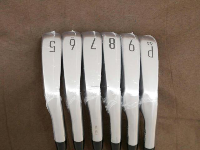 Iron set : Titleist : **ของใหม่ ยังไม่แกะพลาสติก** ชุดเหล็ก Titleist T150 Forged (รุ่นล่าสุด ออกปี 2023 นุ่ม แน่น คม) มีเหล็ก 5-Pw (6 ชิ้น) ก้านเหล็ก NS Pro Modus 120 Flex S 