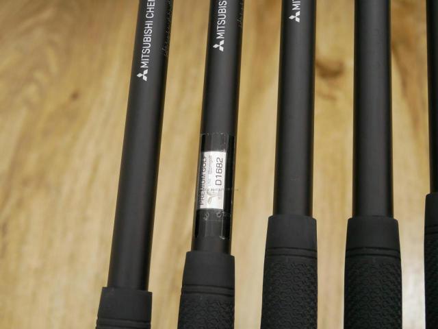 Iron set : PXG : ชุดเหล็ก PXG 0211 DUAL COR (ออกปี 2021 หน้าเด้ง ตีไกลมากๆ) มีเหล็ก 7-Pw,Aw,Sw (6 ชิ้น) ก้านกราไฟต์ Mitsubishi MMT 80 Flex R