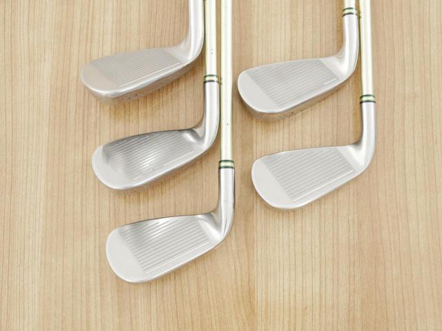 Iron set : XXIO : ชุดเหล็ก XXIO Prime 8 (รุ่นท๊อปสุด ออกปี 2015 ตีง่าย ไกล) มีเหล็ก 6-Pw (5 ชิ้น) ก้านกราไฟต์ SP-800 Flex R