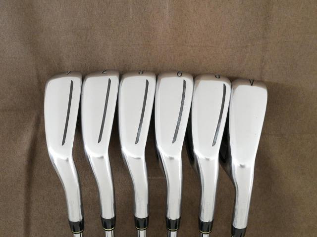 Iron set : Taylormade : ชุดเหล็ก Taylormade Gloire G (รุ่นท๊อปสุด ตีไกลมากๆ เหล็ก 7 Loft 26.5 หน้าเด้ง) มีเหล็ก 6-Pw,Aw (6 ชิ้น) ก้านเหล็ก NS Pro 830 Flex S