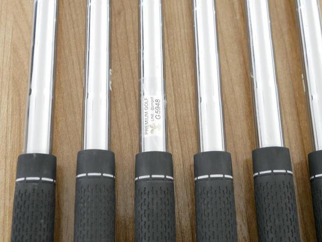 Iron set : Titleist : ชุดเหล็ก Titleist VG3 Type D Forged (รุ่นปี 2019 Japan Spec. ตีง่ายและไกลที่สุดของ Titleist) มีเหล็ก 6-Pw,Aw (6 ชิ้น) ก้านเหล็ก NS Pro Zelos 8 Flex S