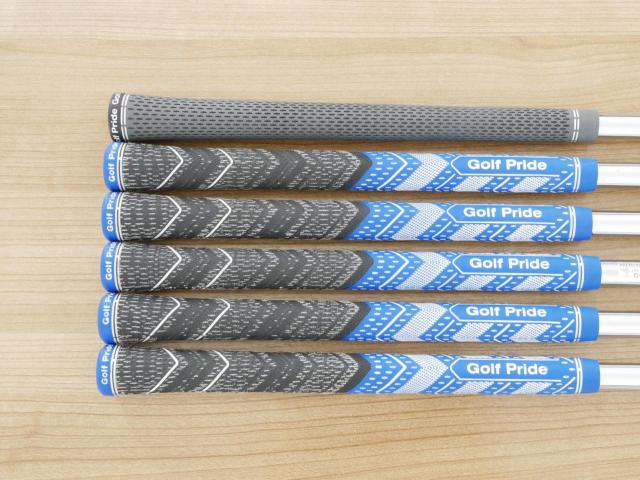 Iron set : Taylormade : ชุดเหล็ก Taylormade P790 (ตัวท้อปสุด ออกปี 2019) มีเหล็ก 5-Pw (6 ชิ้น) ก้านเหล็ก NS Pro Modus 105 Flex S