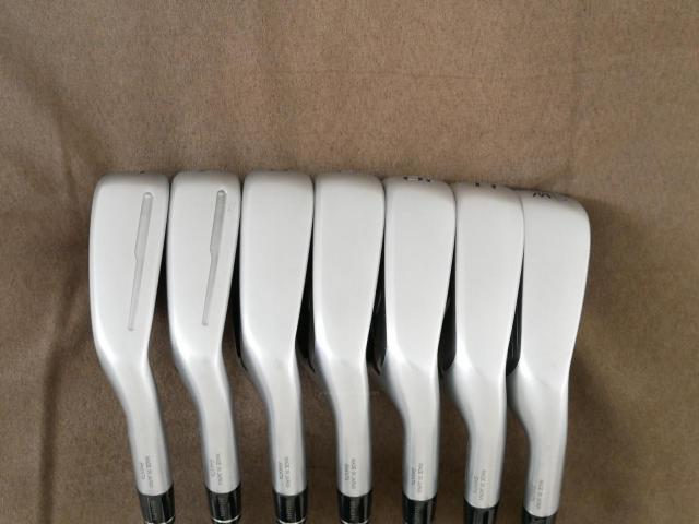 Iron set : Honma : ชุดเหล็ก Honma Tour World GS (ออกปี 2021 ใบใหญ่ ตีง่าย ไกล) มีเหล็ก 6-11,Sw (7 ชิ้น) ก้านเหล็ก NS Pro 950 NEO Flex S