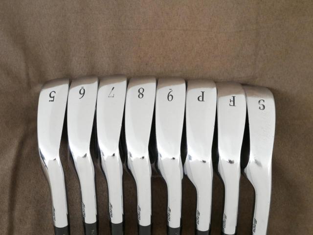 Iron set : Mizuno : ชุดเหล็ก Mizuno S-30V Forged มีเหล็ก 5-Pw,Aw,Sw (8 ชิ้น) ก้านเหล็ก NS Pro 950 Flex SR