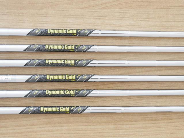Iron set : Callaway : ชุดเหล็ก Callaway APEX Pro Forged (ออกปี 2024) มีเหล็ก 5-Pw (6 ชิ้น) ก้านเหล็ก Dynamic Gold 115 MID S200